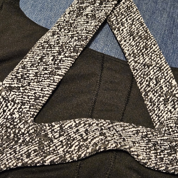 Lululemon crossback bra - Picture 5 of 5